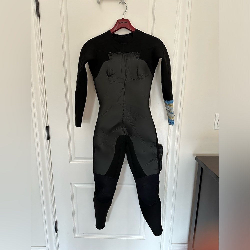 Kassia Surf SEA CAVES 5/4MM Hooded Chest Zip Full Suit